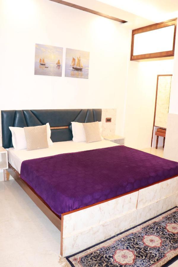 Hotel Dileep42 Lucknow Extérieur photo